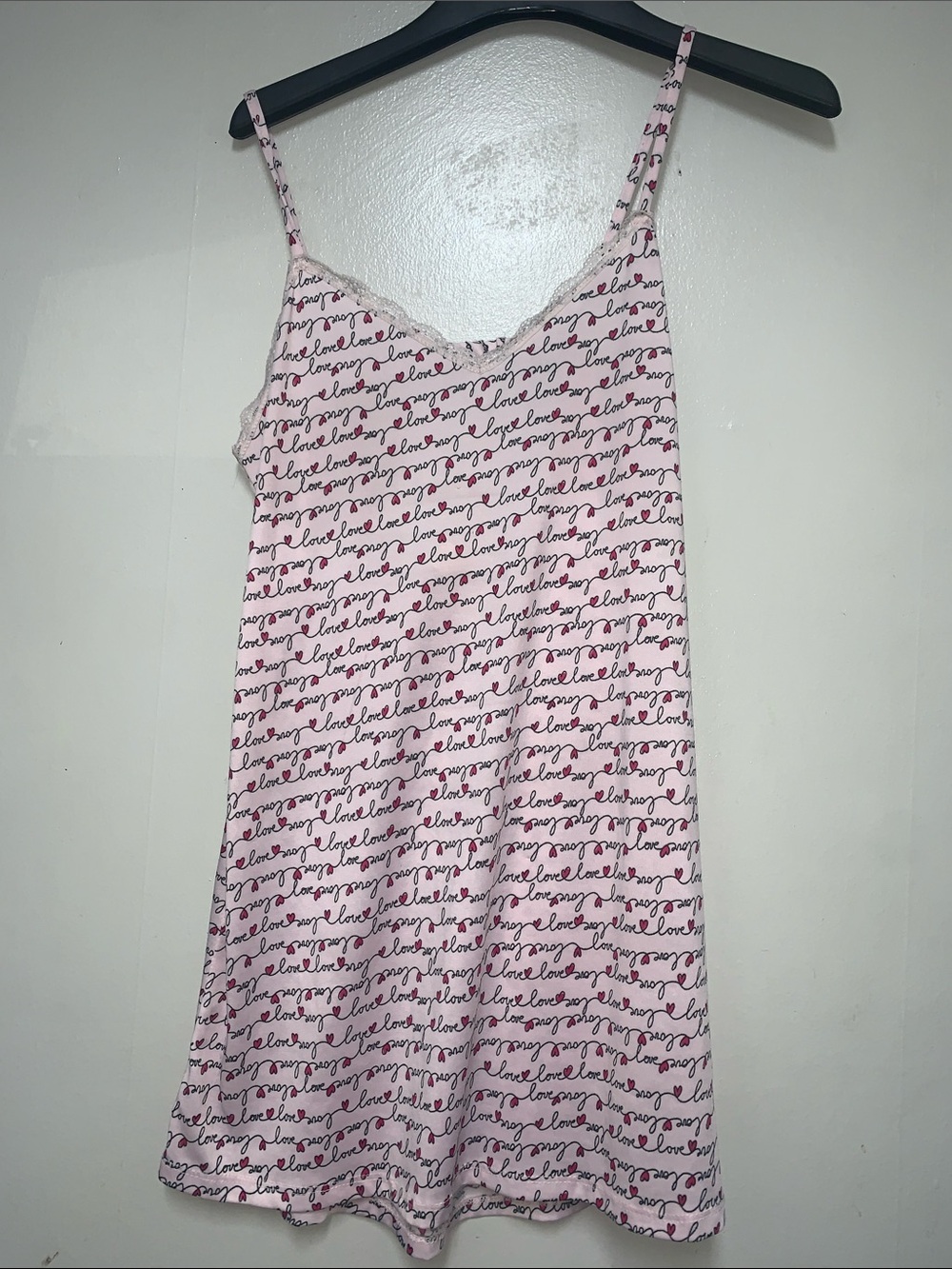Jessica Simpson Pink & Red Script Lace-Trim Chemise